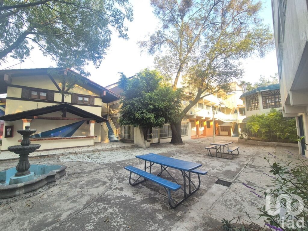 Terreno 2,632m² con construcción en Insurgentes Sur, ideal para Oficinas, Centro Médico o Comercial