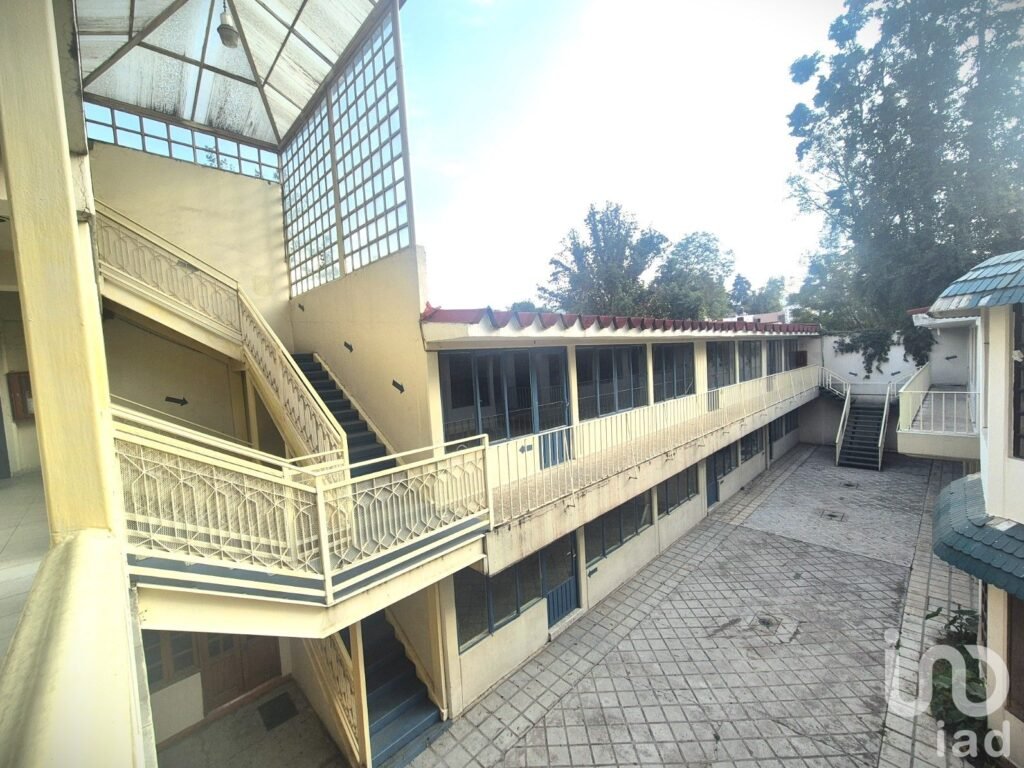 Terreno 2,632m² con construcción en Insurgentes Sur, ideal para Oficinas, Centro Médico o Comercial