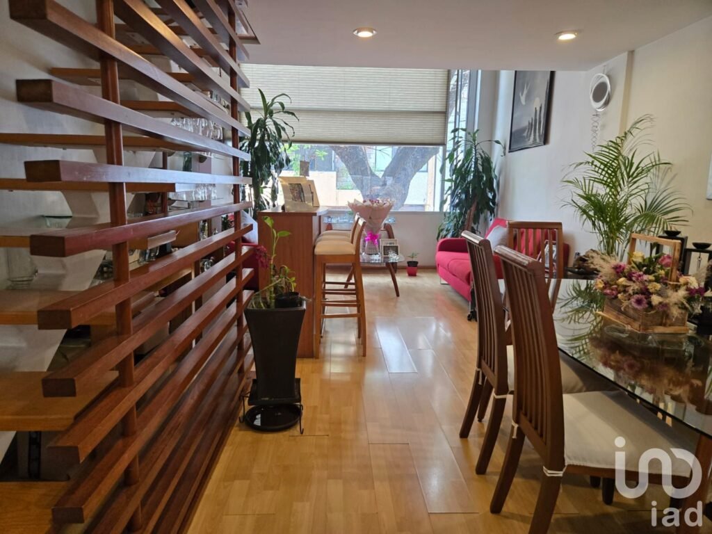 HERMOSA CASA VERTICAL CERCA DEL WTC, EN RENTA DISPONIBLE APARTIR DEL 03 DE ENERO DE 2026