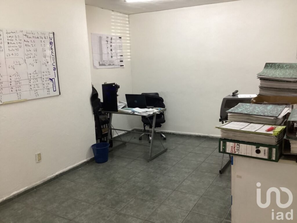 Bodega a 8 minutos de CIVAC (zona industrial Jiutepec, Morelos)