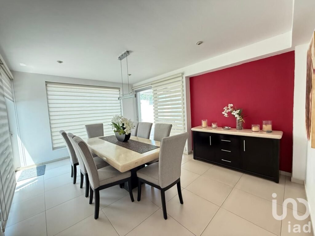 CASA EN VENTA  FRACC. CASA FUERTE, TLAJOMULCO, JALISCO