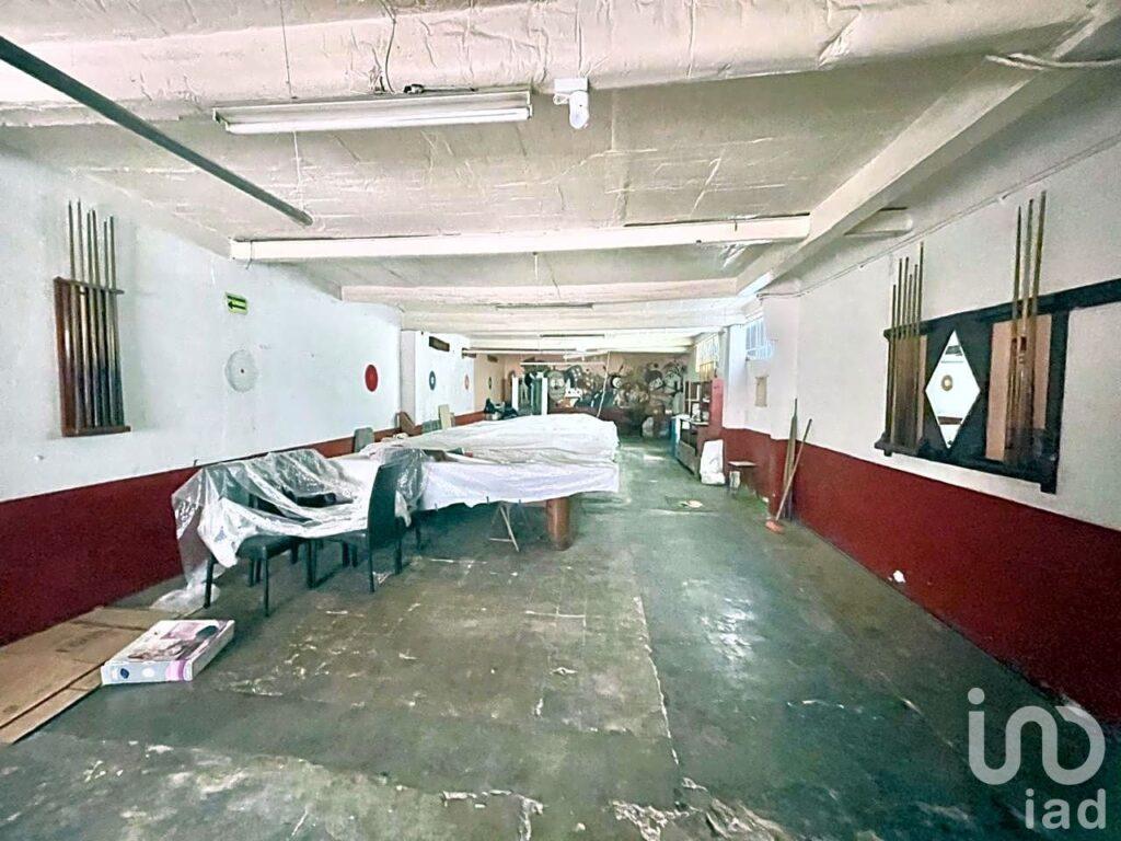 CASA EN VENTA, ECUATORIANOS 73