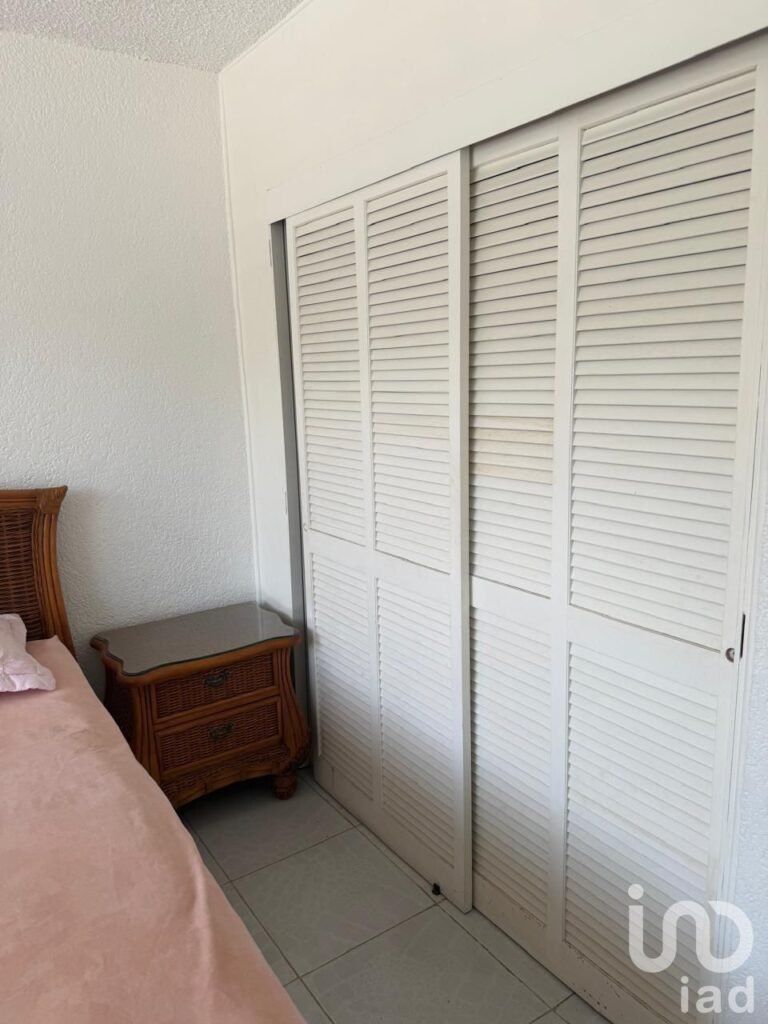 Se vende departamento con vista  a la Bahía en los Cocos  Acapulco