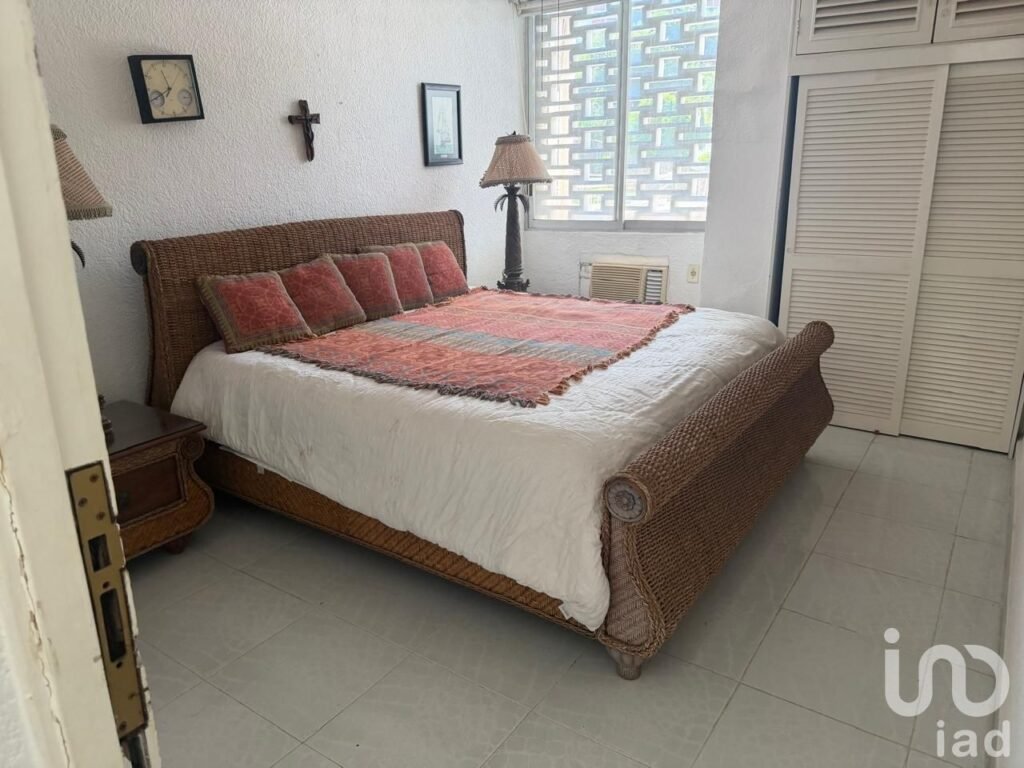 Se vende departamento con vista  a la Bahía en los Cocos  Acapulco