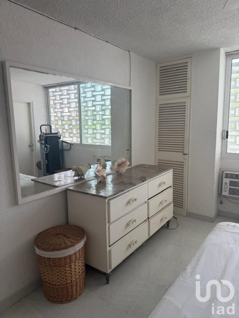 Se vende departamento con vista  a la Bahía en los Cocos  Acapulco