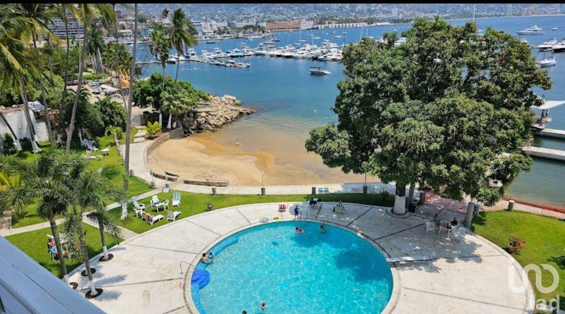 Se vende departamento con vista  a la Bahía en los Cocos  Acapulco