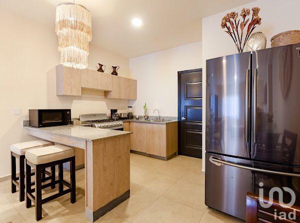 Departamento amueblado en Renta en Playa del Carmen, 3 recamaras amenidades, alberca