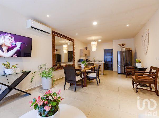 Departamento amueblado en Renta en Playa del Carmen, 3 recamaras amenidades, alberca