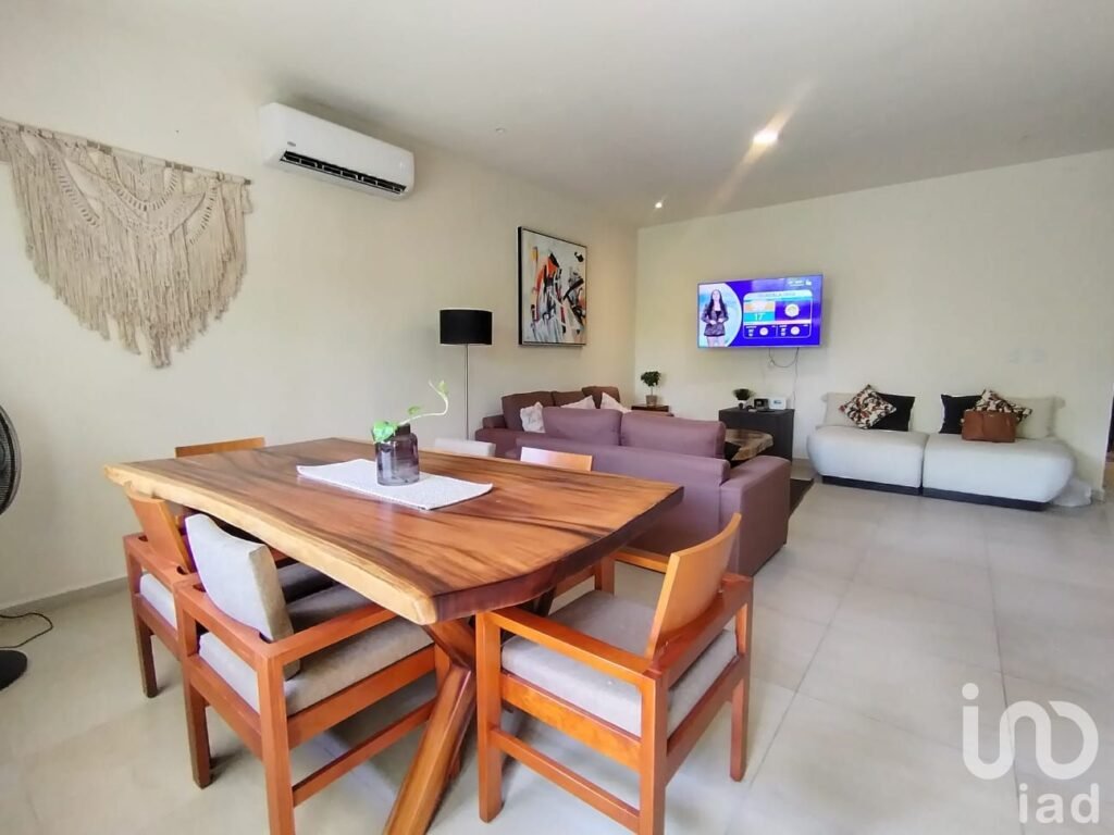 DEPARTAMENTO EN RENTA EN PLAYA DEL CARMEN, AMUEBLADO, 3 ALBERCAS, GYM