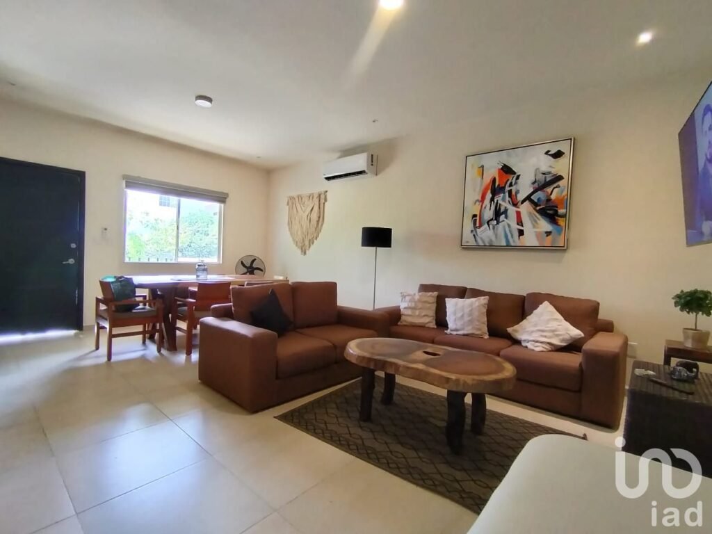 DEPARTAMENTO EN RENTA EN PLAYA DEL CARMEN, AMUEBLADO, 3 ALBERCAS, GYM