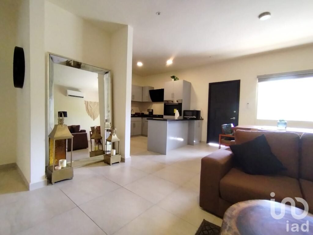 DEPARTAMENTO EN RENTA EN PLAYA DEL CARMEN, AMUEBLADO, 3 ALBERCAS, GYM