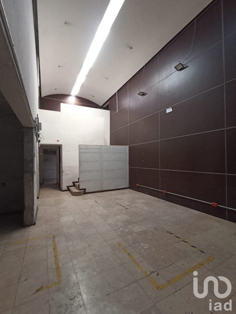 RENTA DE EDIFICIO COMERCIAL CON PUNTO DE VENTA, DIVISIÓN DEL NORTE, COLONIA DEL VALLE CENTRO.