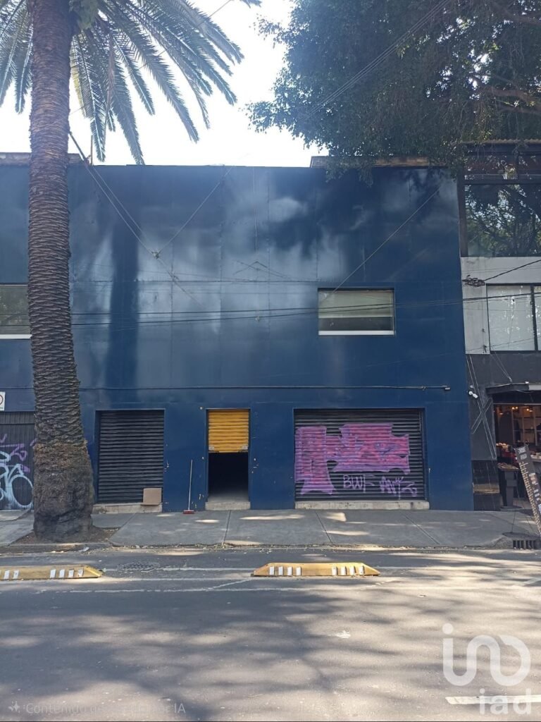 RENTA DE EDIFICIO COMERCIAL CON PUNTO DE VENTA, DIVISIÓN DEL NORTE, COLONIA DEL VALLE CENTRO.