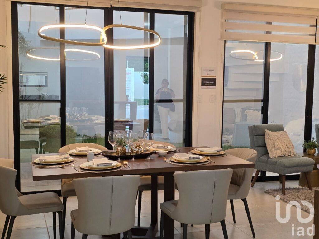 CASA EN VENTA - CANCUN ZONA SUR