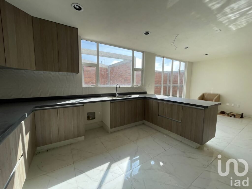 Casa en Venta en Privada en Barrio de San Miguel, Metepec, Estado de Mexico