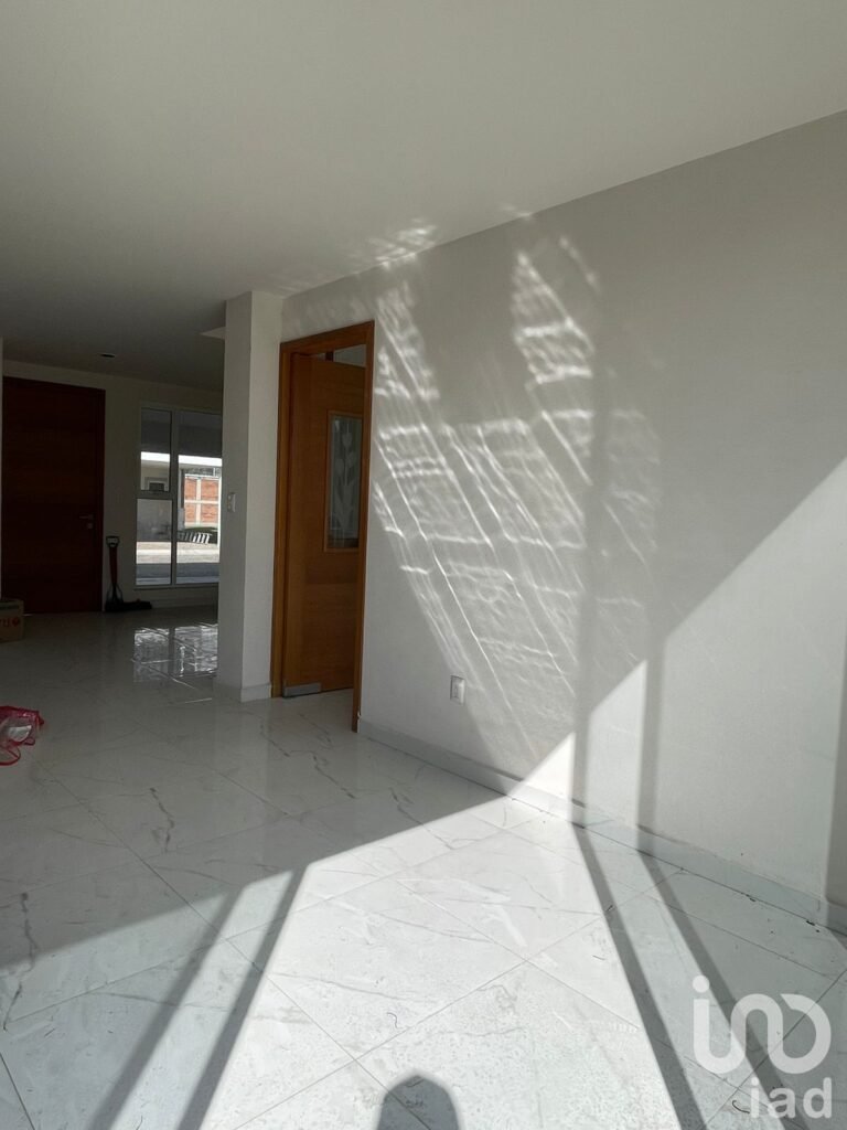 Casa en Venta en Privada en Barrio de San Miguel, Metepec, Estado de Mexico