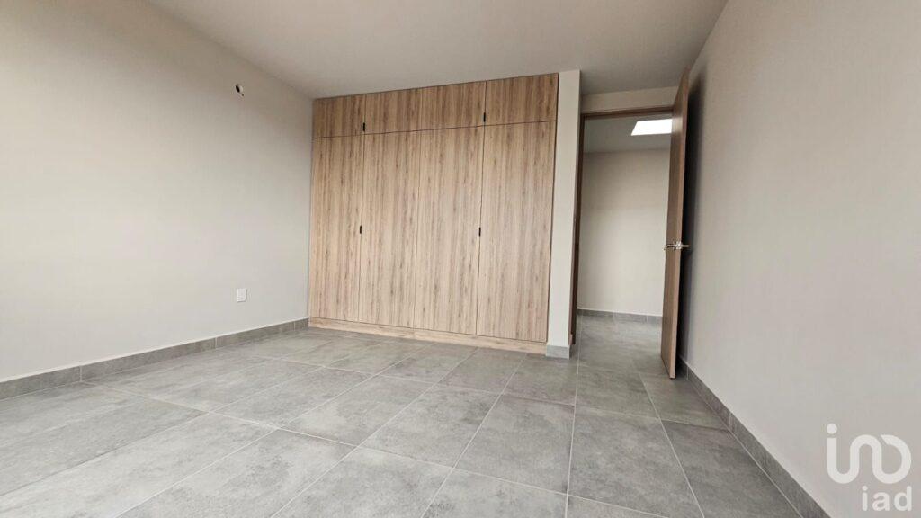 Urquijo Residencial Celaya – cerca de Liverpool y colegios UTEC, y av Irrigacion