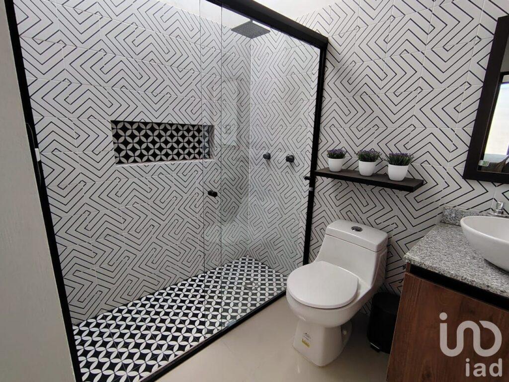 CASA NUEVA EN VENTA UNA SOLA PLANTA EN COTO PRIVADO DOS RECAMARAS, RUMBO A ALTOZANO, COLIMA