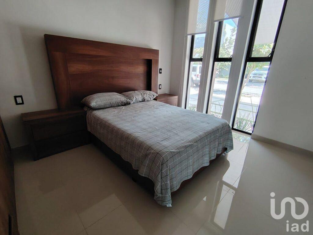 CASA NUEVA EN VENTA UNA SOLA PLANTA EN COTO PRIVADO DOS RECAMARAS, RUMBO A ALTOZANO, COLIMA