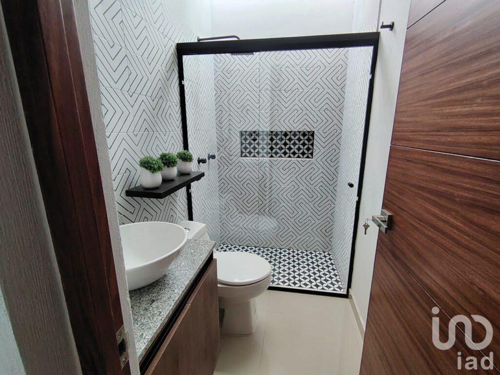 CASA NUEVA EN VENTA UNA SOLA PLANTA EN COTO PRIVADO DOS RECAMARAS, RUMBO A ALTOZANO, COLIMA