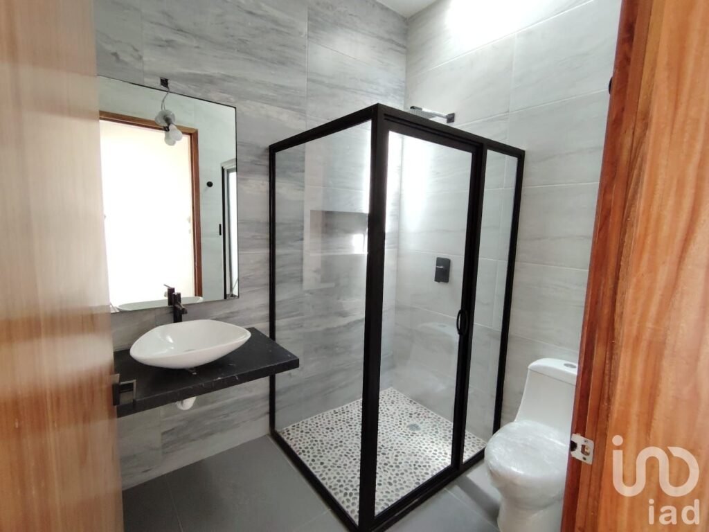 CASA EN VENTA 1 PLANTA,  3 RECÁMARAS DENTRO DE COTO PRIVADO, PROLOGACIÓN IGNACIO SANDOVAL, COLIMA