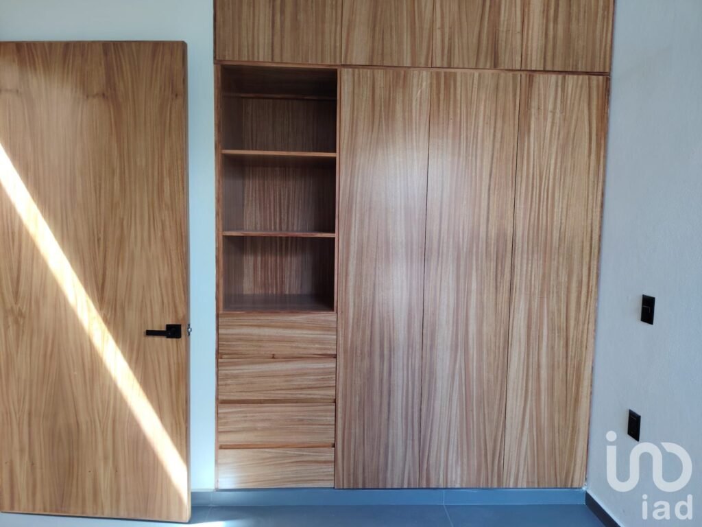 CASA EN VENTA 1 PLANTA,  3 RECÁMARAS DENTRO DE COTO PRIVADO, PROLOGACIÓN IGNACIO SANDOVAL, COLIMA