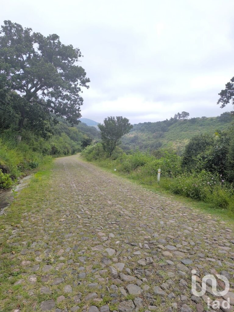 Terreno con Escritura cerca de Autopista de Cuota Amealco Celaya El Bathan