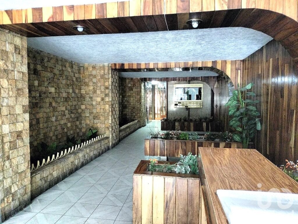 Oficina y/o consultorios en Renta en Del Valle Sur, Benito Juárez, CDMX. Enfrente de Hospital.