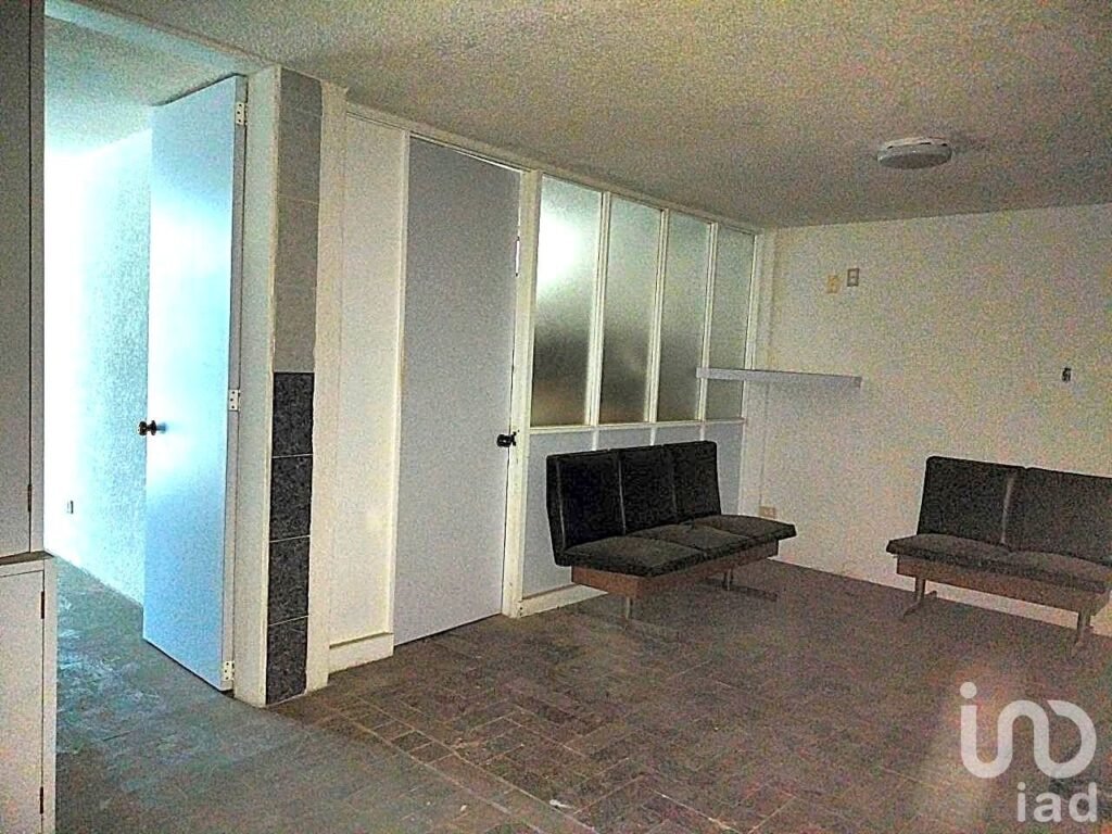 Oficina y/o consultorios en Renta en Del Valle Sur, Benito Juárez, CDMX. Enfrente de Hospital.