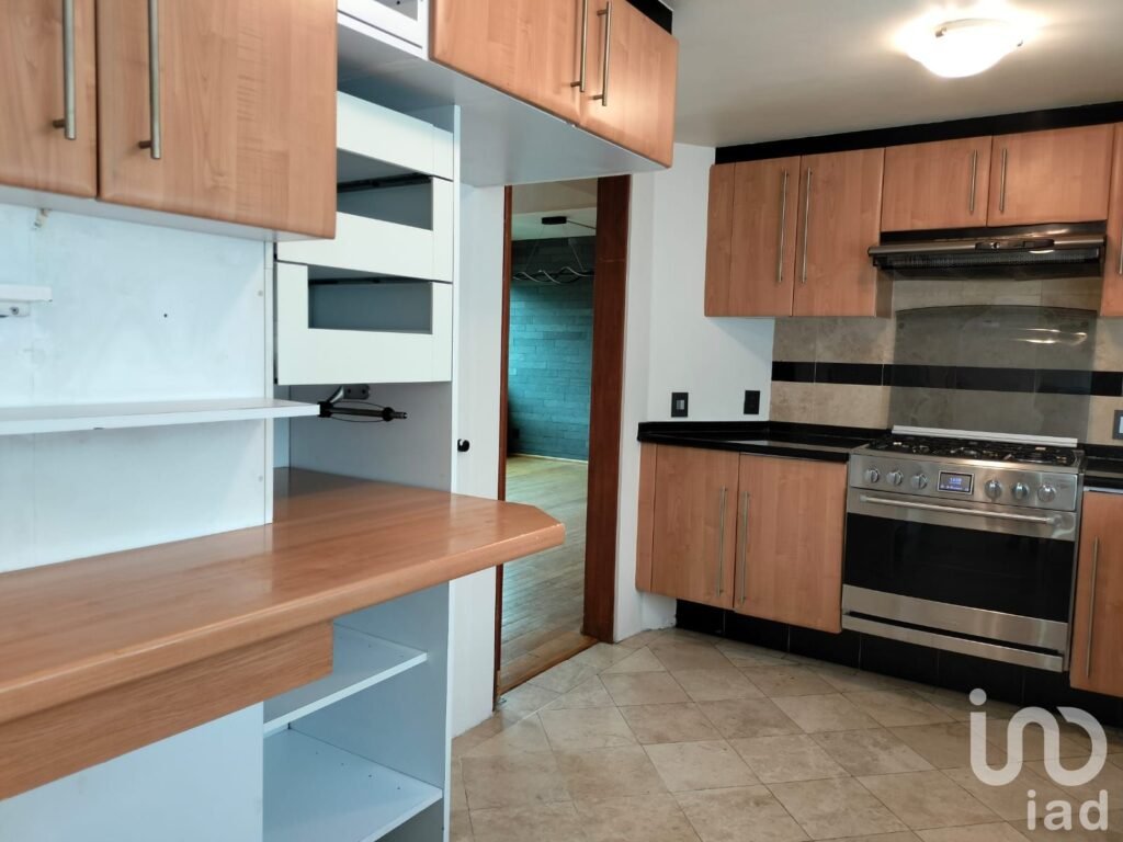 ¡Espectacular Penthouse en la Del Valle! A unas cuadras del WTC.