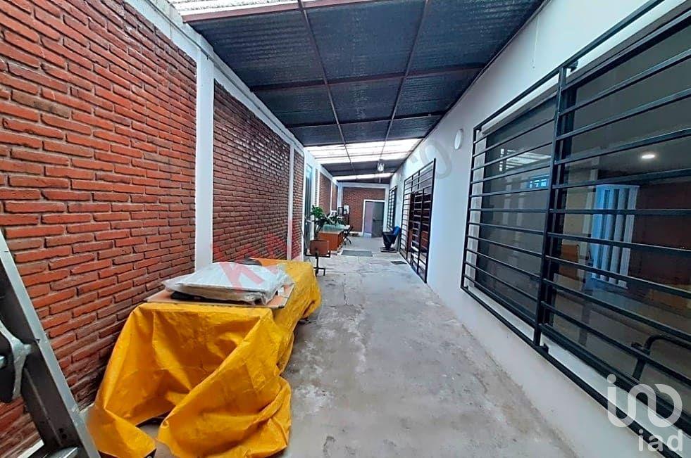 SE VENDE BODEGA COMERCIAL