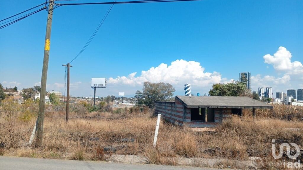 Se Vende Terreno a un costado de Boulevar Angelopolis Puebla