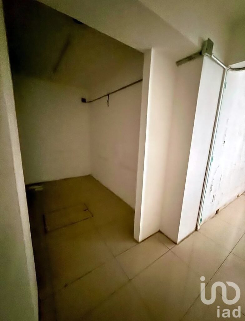 LOCAL EN RENTA , SOBRE AV. EJERCITO NACIONAL, EN POLANCO,