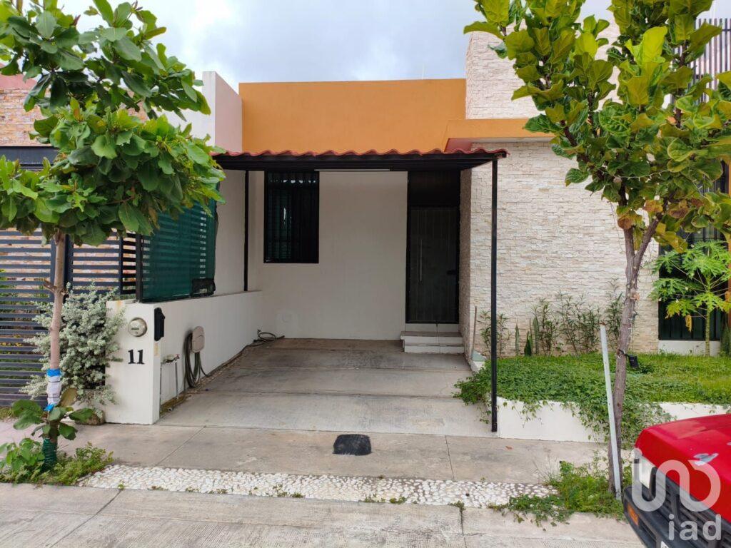 Casa en Venta. Colinas del Real. 1 Nivel, 3 recámaras.