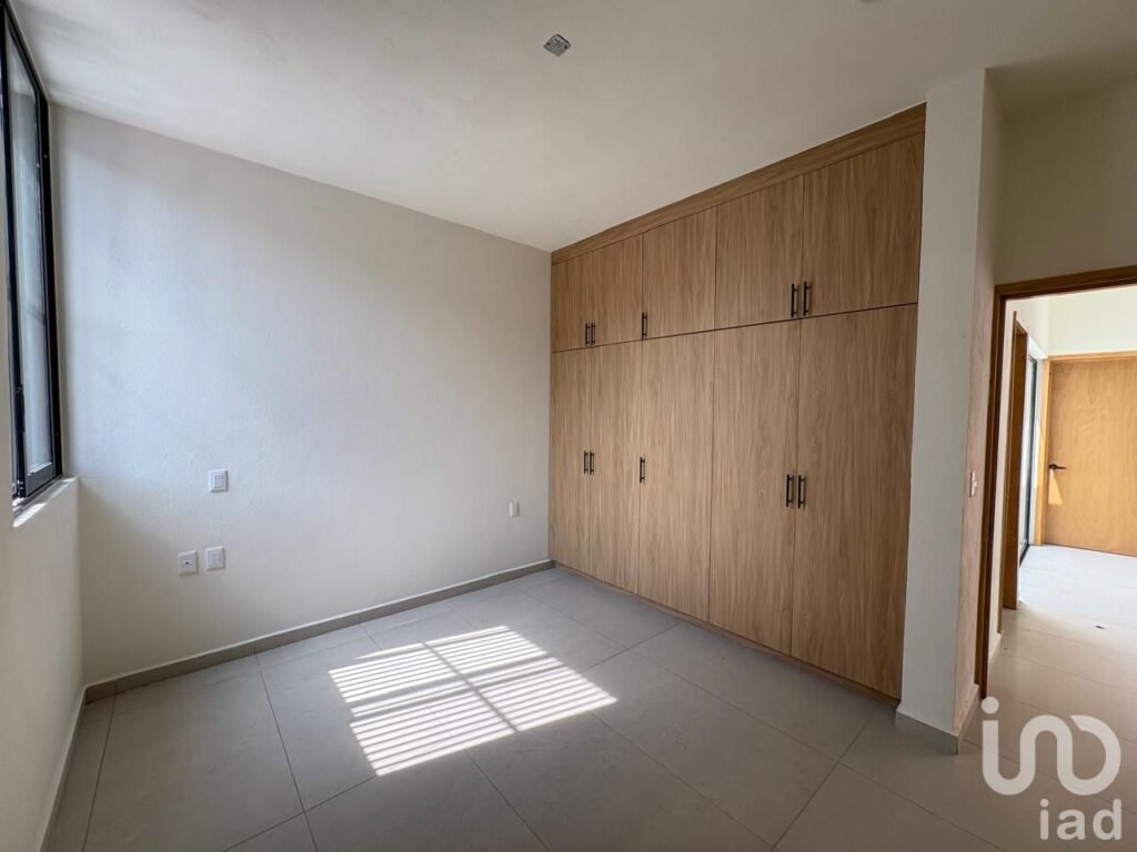 CASA EN VENTA  ARQUITECTURA MINIMALISTA 2 RECÁMARAS EN FRACC. COMALA