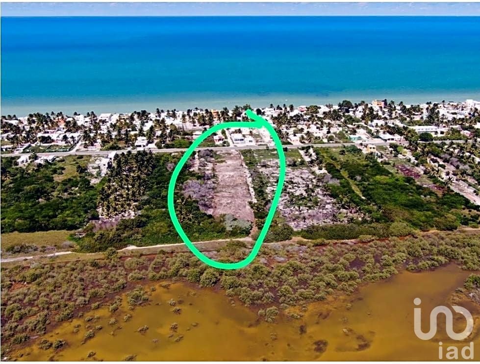 CASA EN VENTA, EN PLAYA CHUBURNÁ, YUCATÁN. BRUNAH MOD. 1