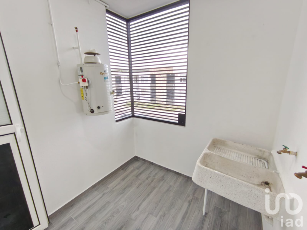 Departamento en Circuito Canto Murano 1101, Fracc. Tres Cantos, Querétaro, Querétaro, C.P. 76235