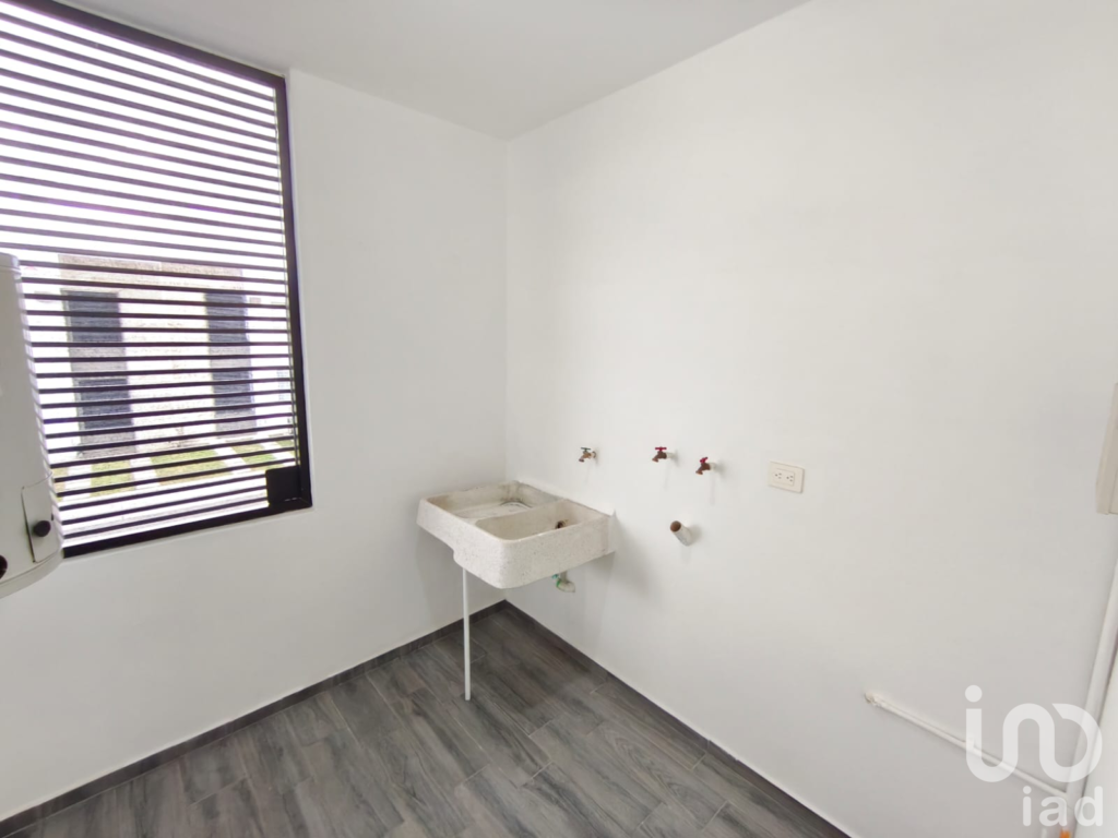 Departamento en Circuito Canto Murano 1101, Fracc. Tres Cantos, Querétaro, Querétaro, C.P. 76235