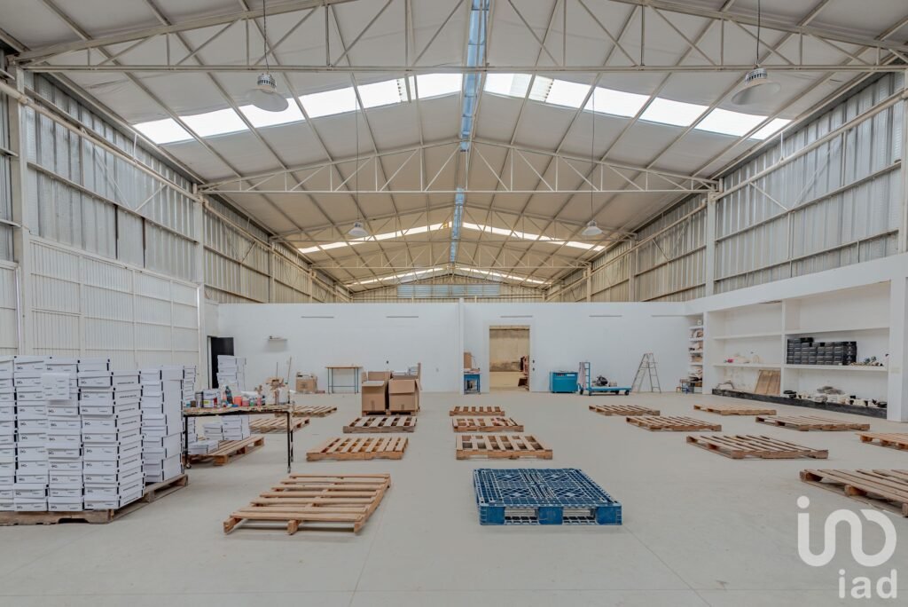Bodega tipo Nave Industrial en Venta, Mesa Colorada Poniente, Zapopan