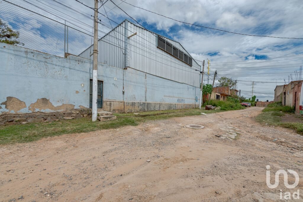 Bodega tipo Nave Industrial en Venta, Mesa Colorada Poniente, Zapopan