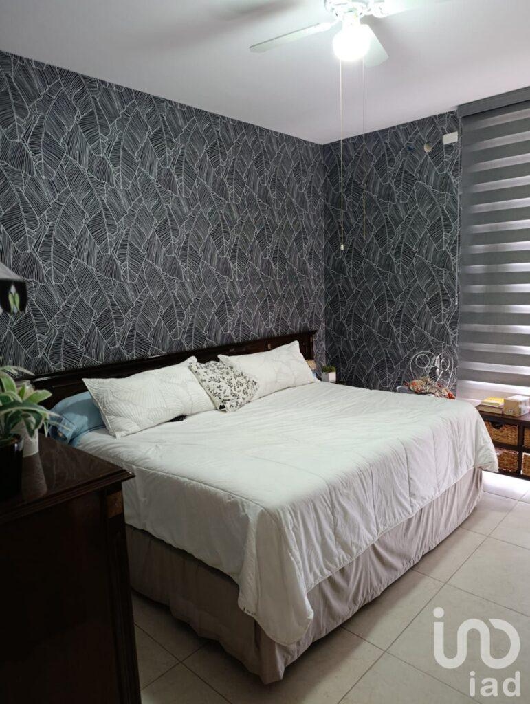 CASA EN VENTA EN ZIBATA CON TERRENO EXCEDENTE