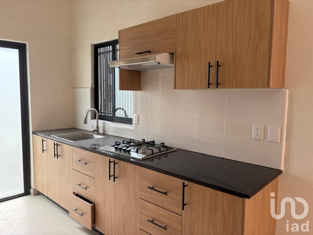 CASA EN VENTA  ESTILO CONTEMPORANEO MINIMALISTA 2 RECÁMARAS, FRACCIONAMIENTO REAL DE COMALA, COLIMA