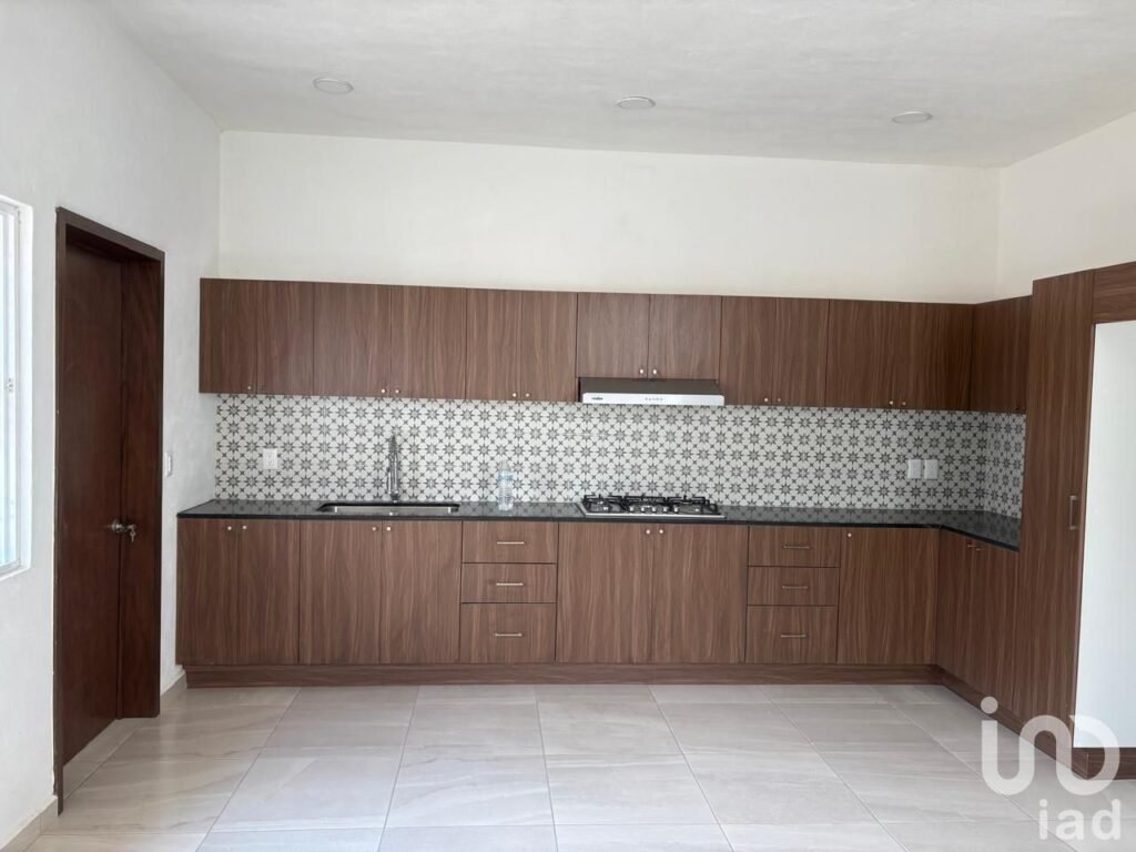 Casa en Venta 3 recámaras (2 en planta baja) con Roof Garden en Comala, Colima
