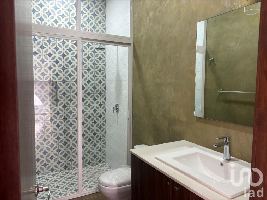 Casa en Venta 3 recámaras (2 en planta baja) con Roof Garden en Comala, Colima