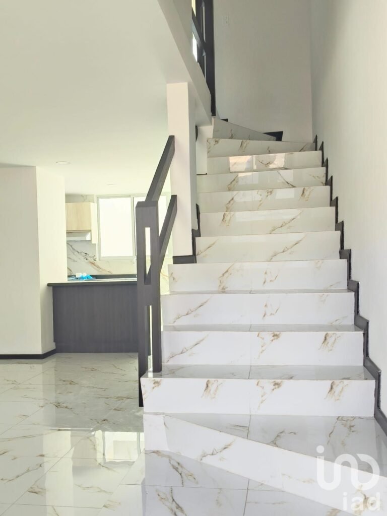 Casa en venta en Arboleda de Loma Bella  a 300 mt de Periferico Ecologico, 500 mt Avenida 16 de Sep.