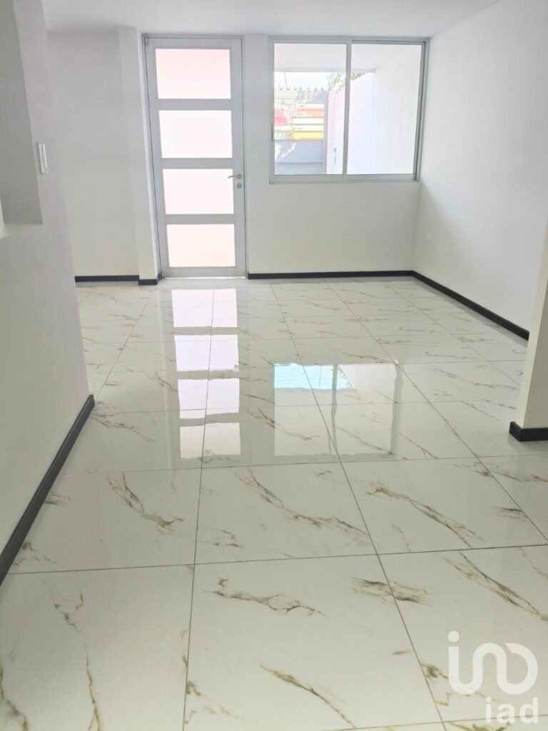 Casa en venta en Arboleda de Loma Bella  a 300 mt de Periferico Ecologico, 500 mt Avenida 16 de Sep.