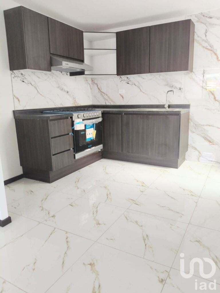 Casa en venta en Arboleda de Loma Bella  a 300 mt de Periferico Ecologico, 500 mt Avenida 16 de Sep.