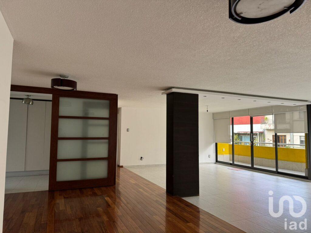 DEPARTAMENTO REMODELADO EN VENTA EN HIPÓDROMO CONDESA, CUAUHTÉMOC, CDMX