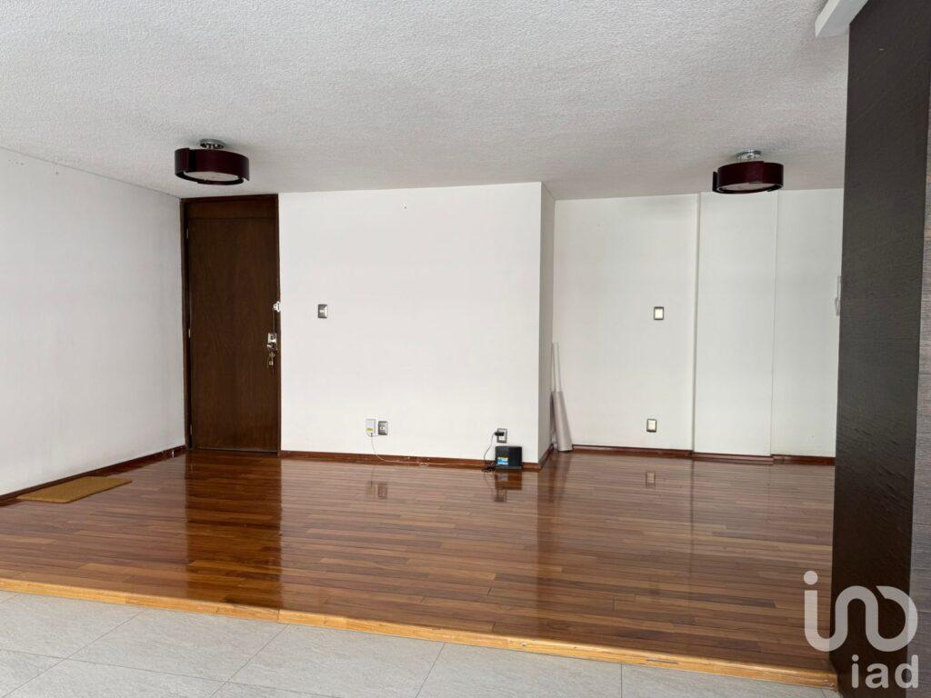 DEPARTAMENTO REMODELADO EN VENTA EN HIPÓDROMO CONDESA, CUAUHTÉMOC, CDMX
