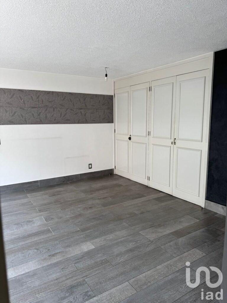 DEPARTAMENTO REMODELADO EN VENTA EN HIPÓDROMO CONDESA, CUAUHTÉMOC, CDMX